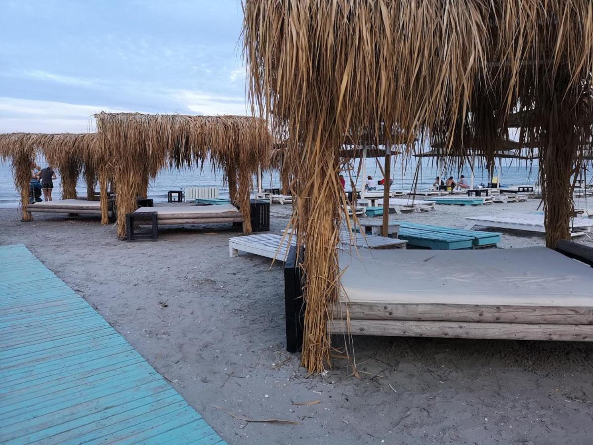 Relax Inn Apartment Нэводари Экстерьер фото